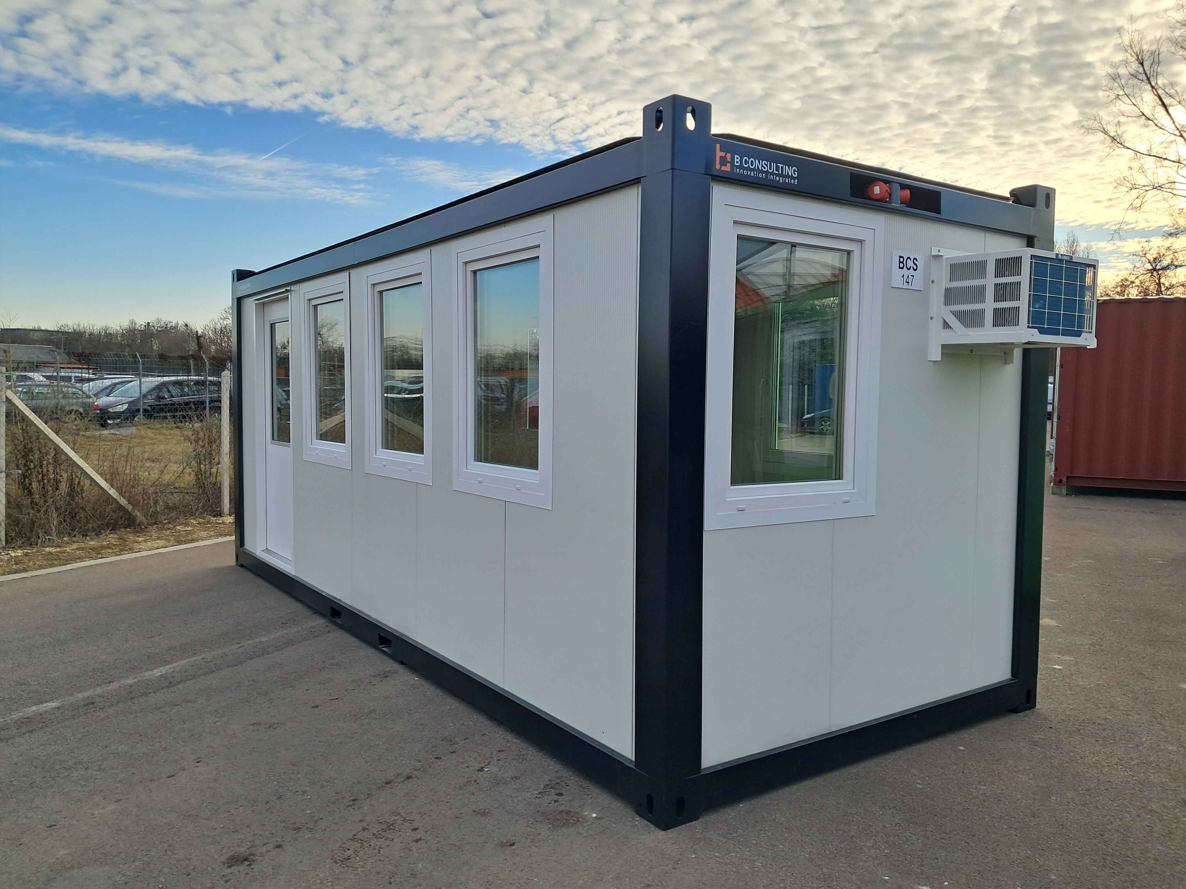 20 lábas panoráma irodakonténer