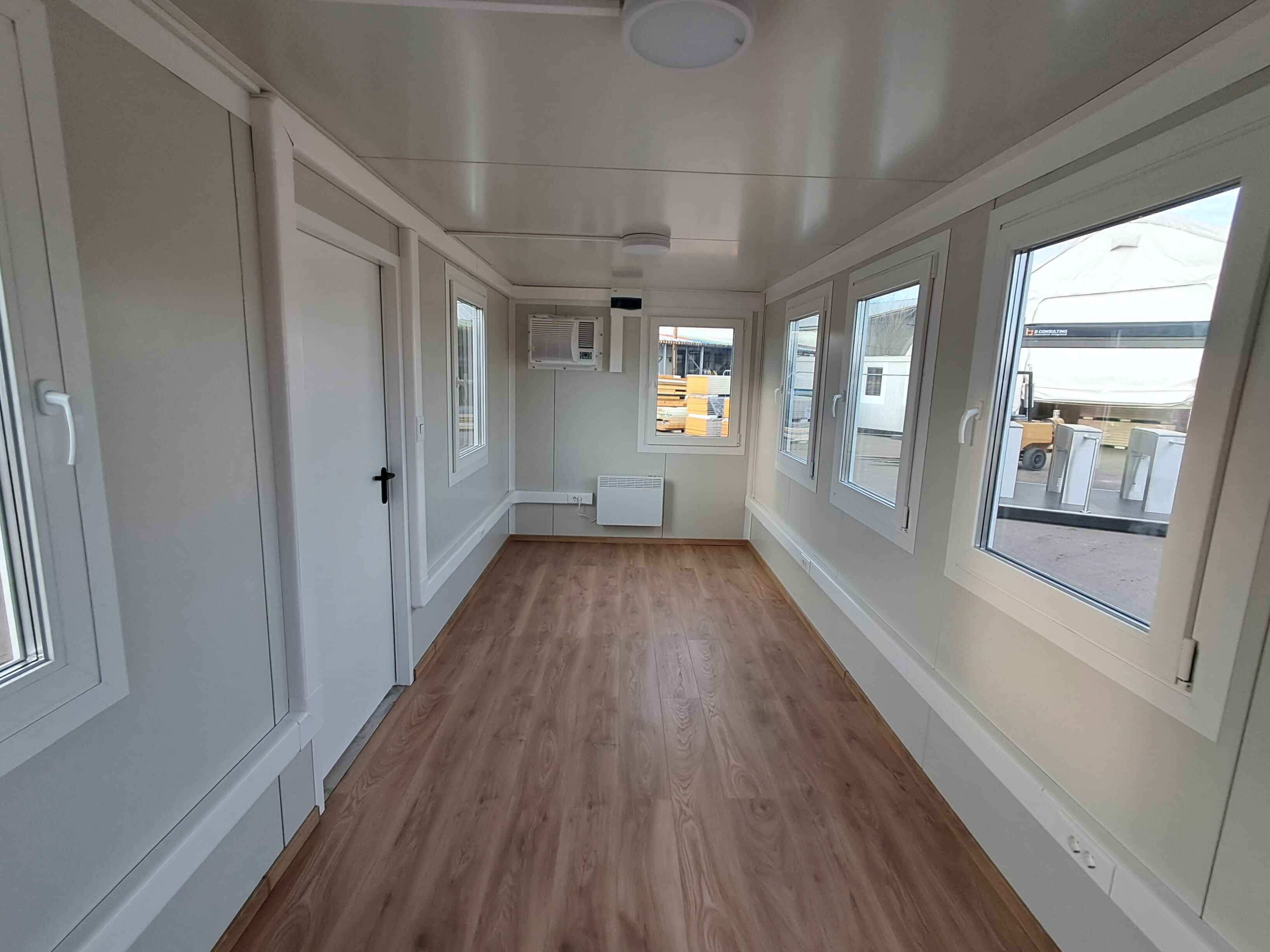 20 lábas panoráma irodakonténer